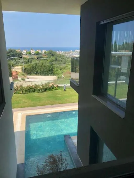 Villa Mucize Kuşadası 0*,